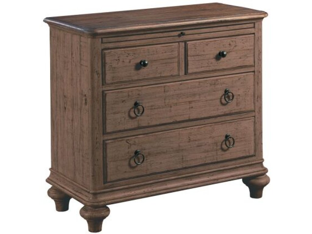 Baldwin Bachelors Chest