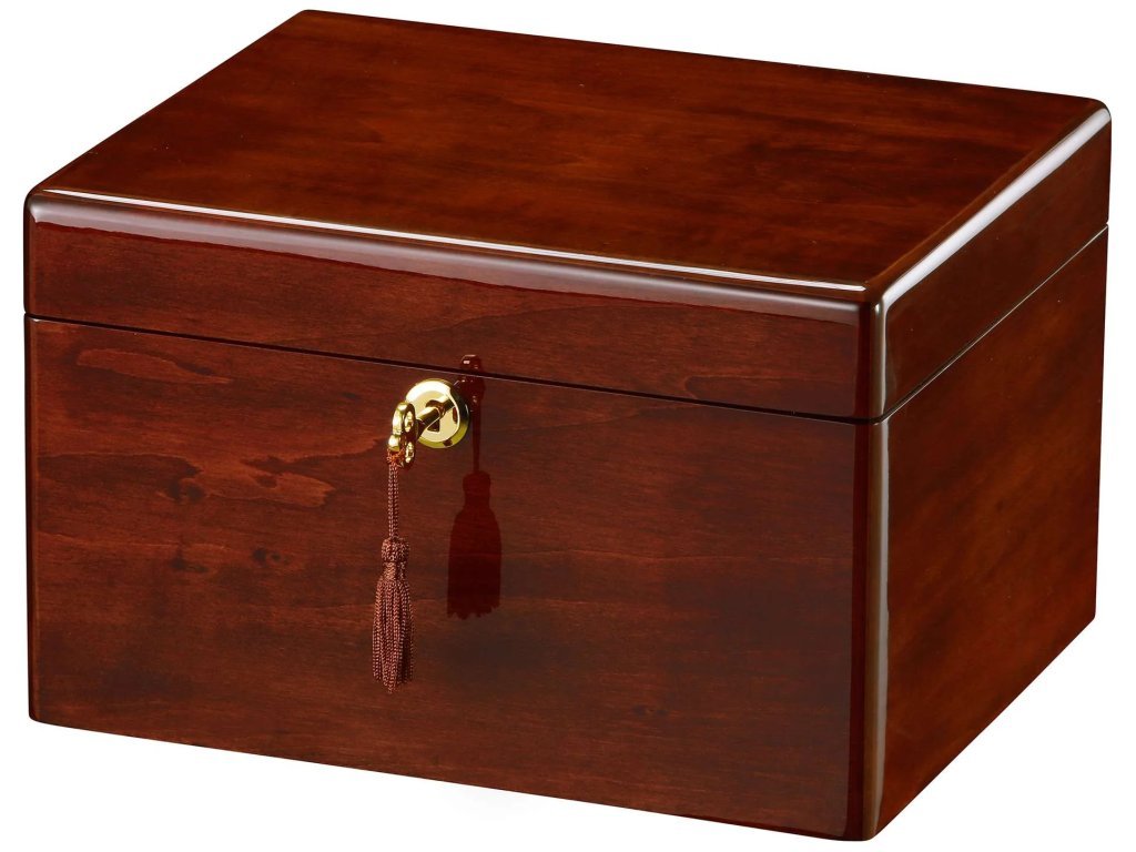 Devotion Iii Windsor Cherry Urn Chest