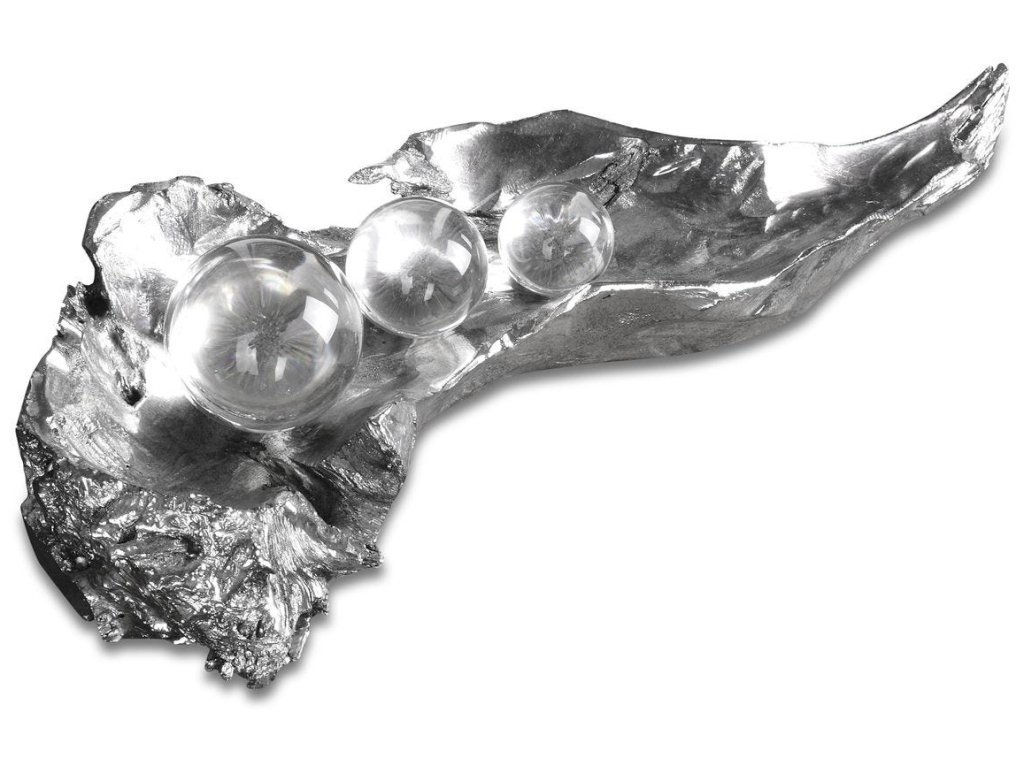 Three Peas In A Pod Sculpture