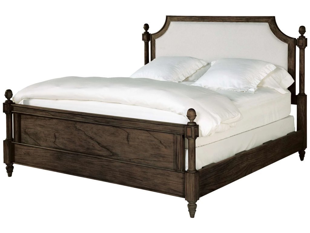Wellington Estates Queen Upholstered Bed