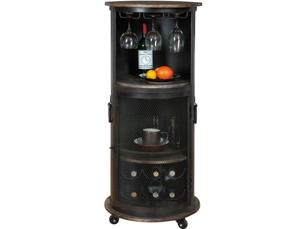 Half Pint Wine & Bar Cabin